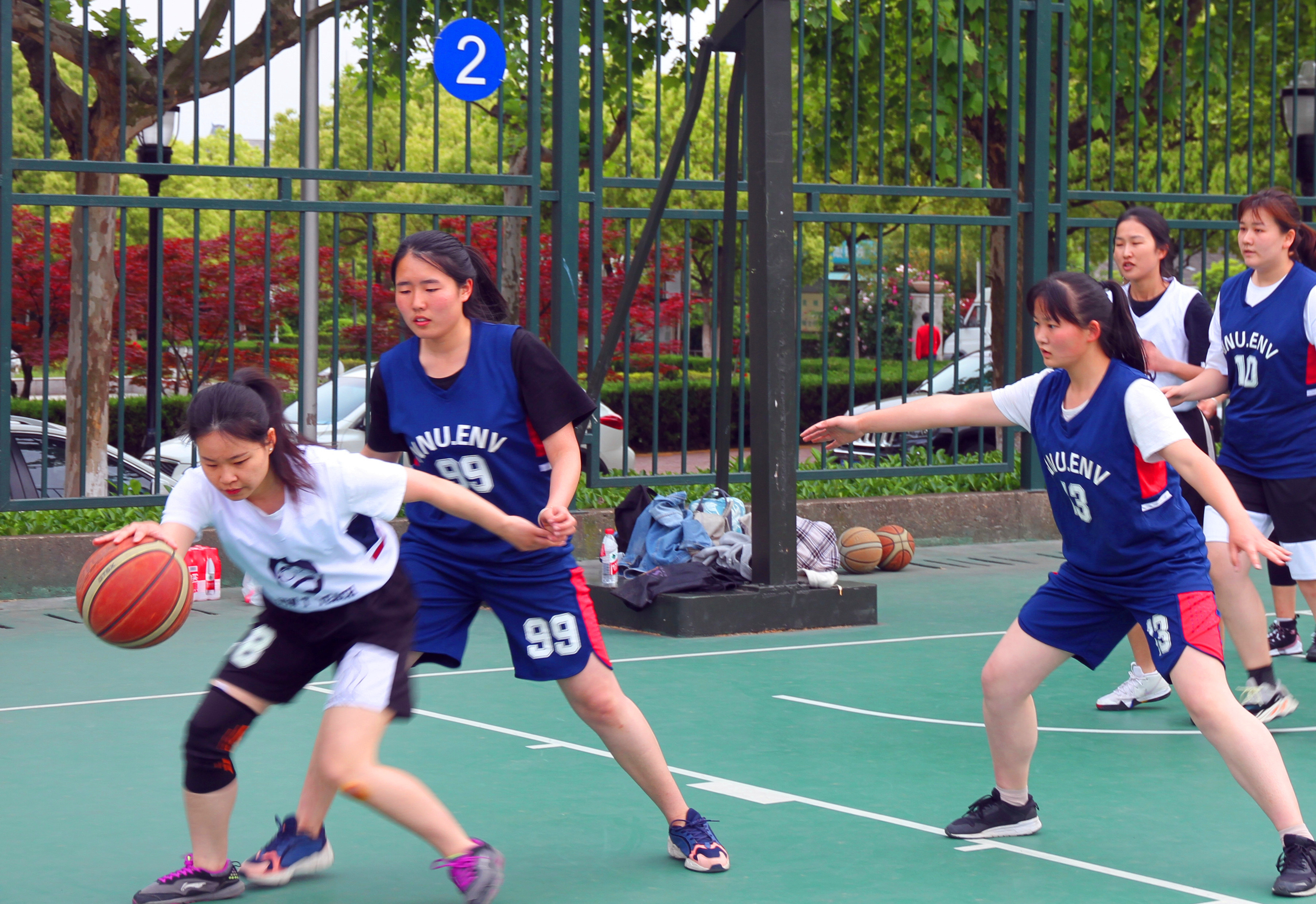 金女院vs环境学院女子篮球赛成功举办